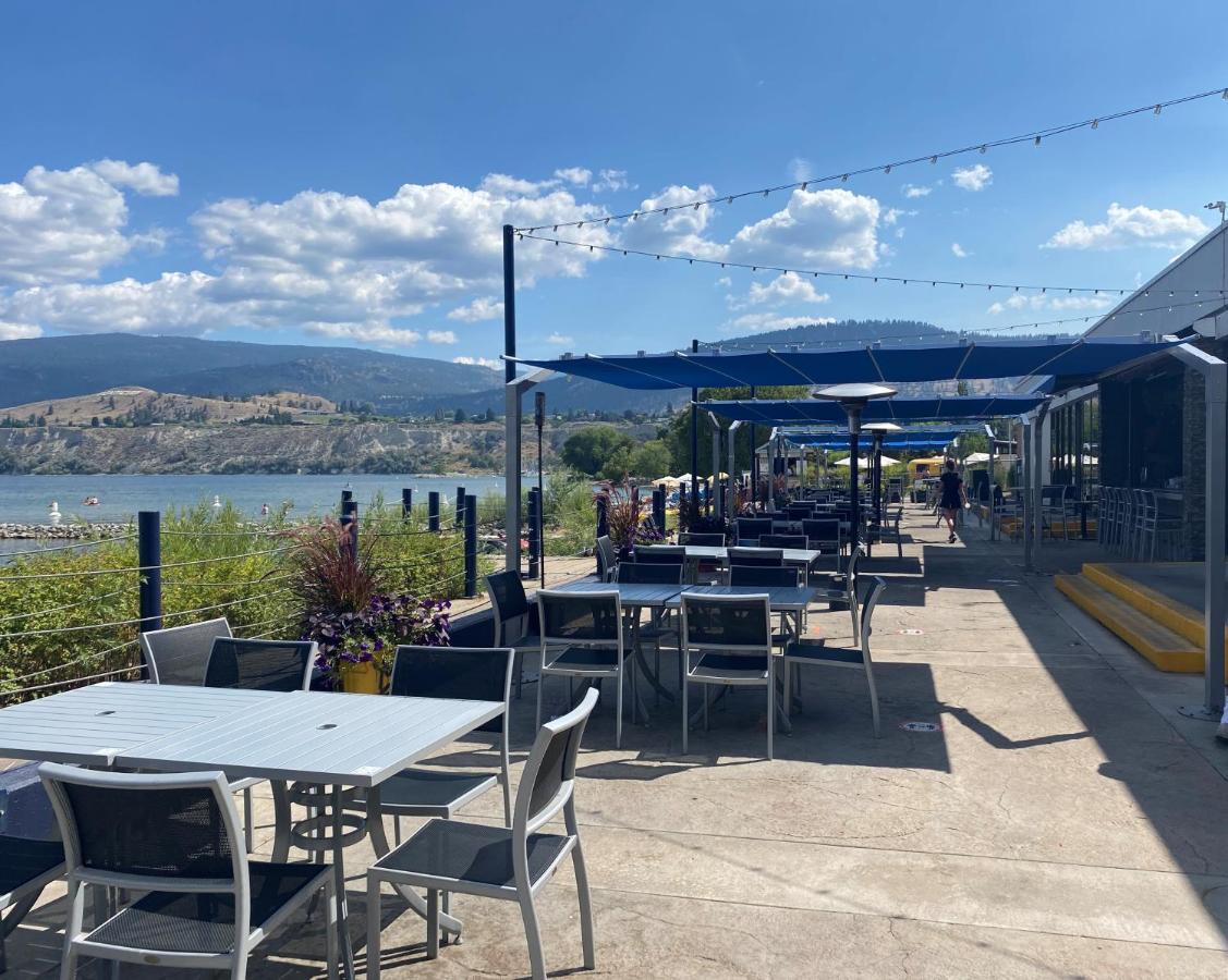 Penticton Lakeside Resort Экстерьер фото